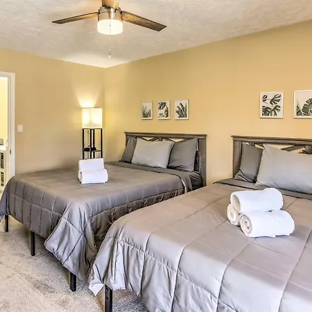 Charming Myrtle Beach Townhome Walk To Beach